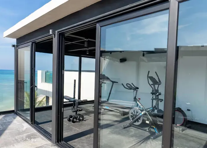 Apartment Beachfront Roof Pool 5th Ave 2 Blocks Gym Playa del Carmen