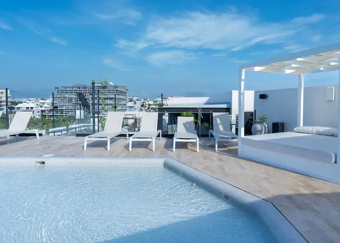 Beachfront Roof Pool 5th Ave 2 Blocks Gym Apartment