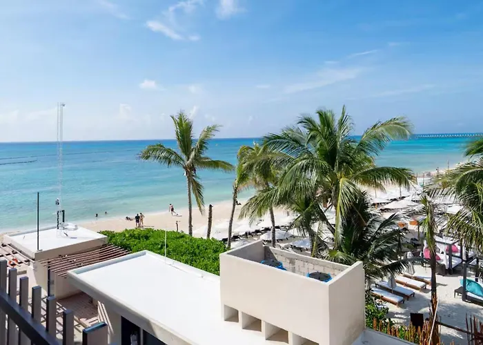 Beachfront Roof Pool 5th Ave 2 Blocks Gym *